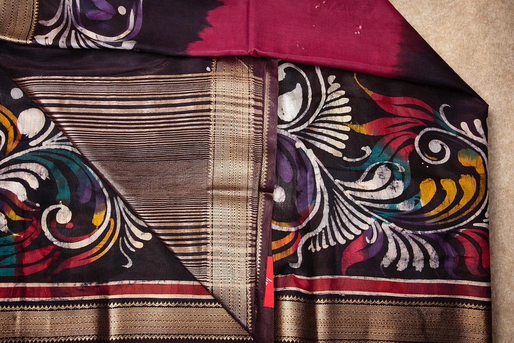 Art Maheshwari Silk Saree with Hand Batik Work -Magenta/maroon