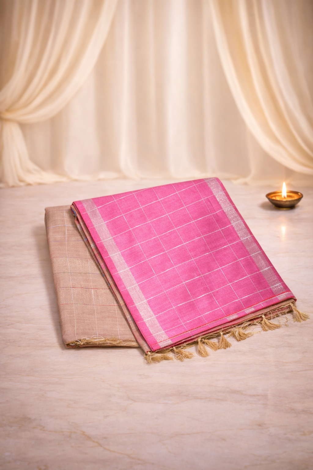 Checked Semi Tussar Silk - Contrast pallu - Pink