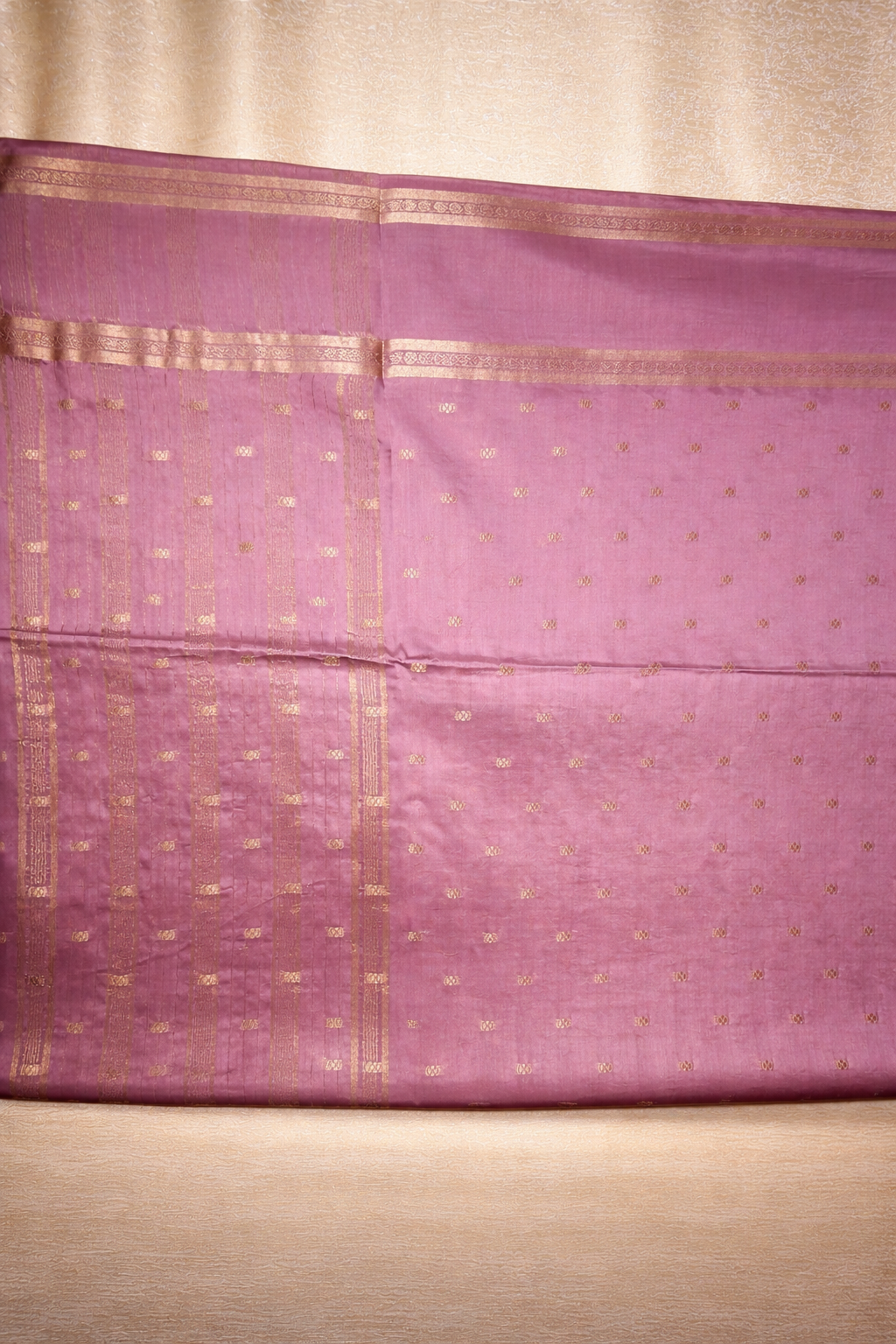 Semi-Raw Silk Zari Butti - Retttapet Border 
(Muted Lilac)